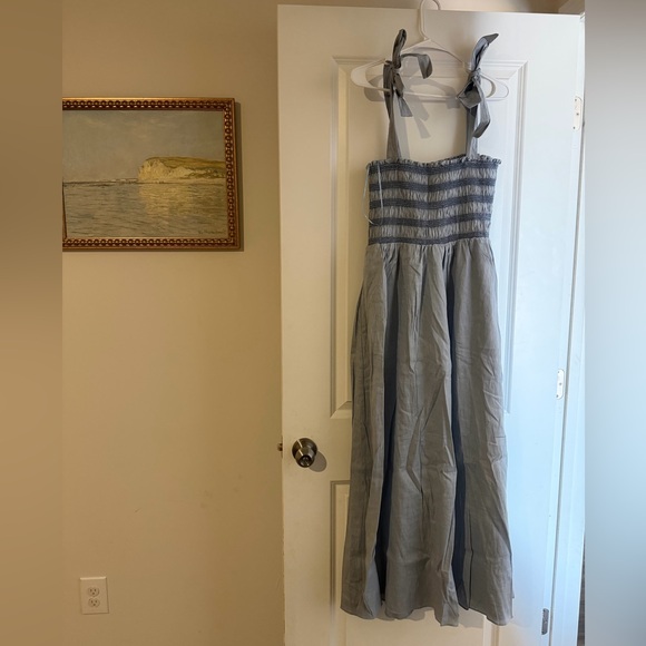 Neuflora Midi Dress - Picture 2 of 9